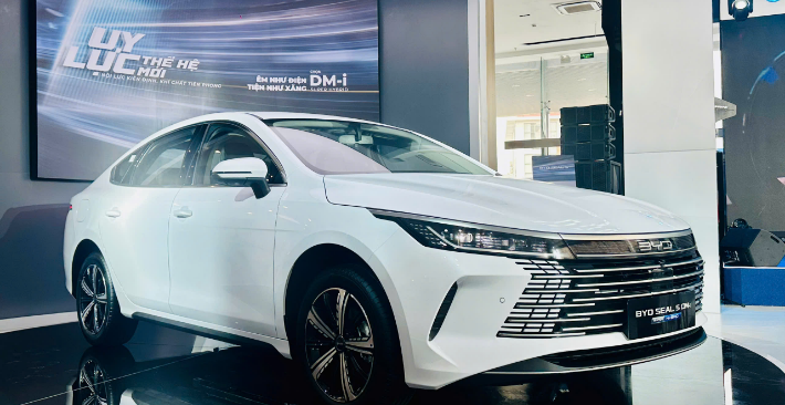 Mẫu sedan hybrid hạng C - BYD Seal 5 chính thức ấn định ngày ra mắt tại BYD Bitcar Long Biên